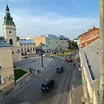 Vandrerhjem Play