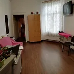 Play Vandrerhjem *