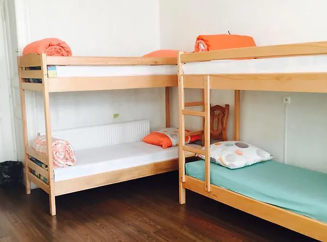 プレイ ホステル リヴィウ